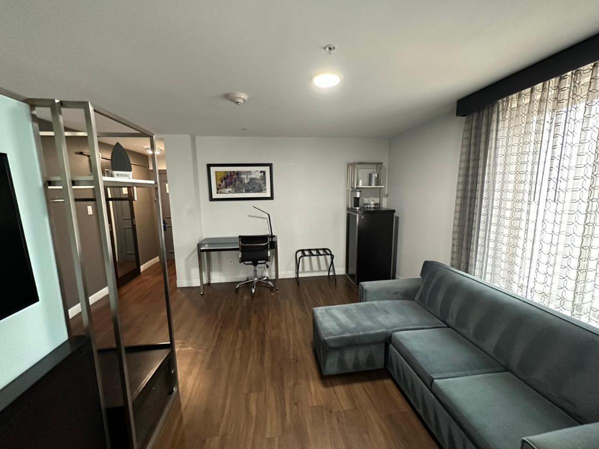 Holiday Inn Express - Dallas Downtown By Ihg Екстер'єр фото