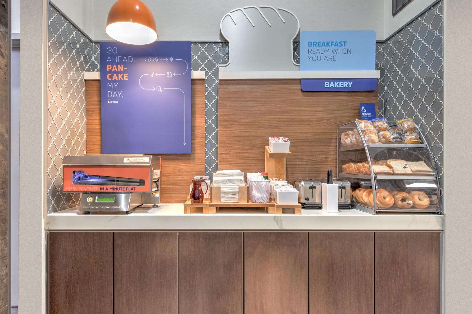 Holiday Inn Express - Dallas Downtown By Ihg Екстер'єр фото